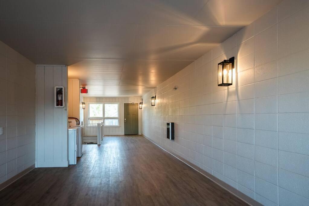 Pet Friendly Boho Condo With Pool--Fitness Center--Next To The Branson Landing--Close To Convention Center And Kanakuk 外观 照片