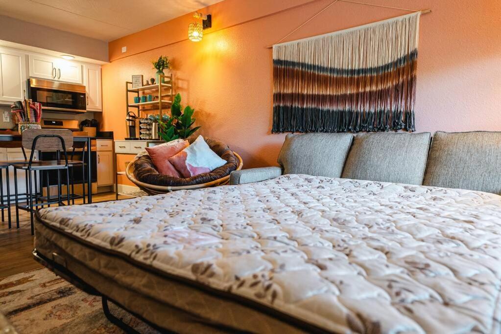 Pet Friendly Boho Condo With Pool--Fitness Center--Next To The Branson Landing--Close To Convention Center And Kanakuk 外观 照片