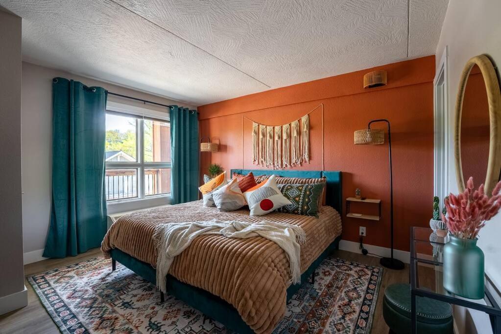 Pet Friendly Boho Condo With Pool--Fitness Center--Next To The Branson Landing--Close To Convention Center And Kanakuk 外观 照片